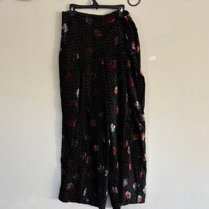 Eva Franco Black Pants with Multicolor Floral Design